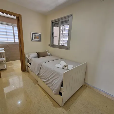 Coblanca 41 If 公寓 *